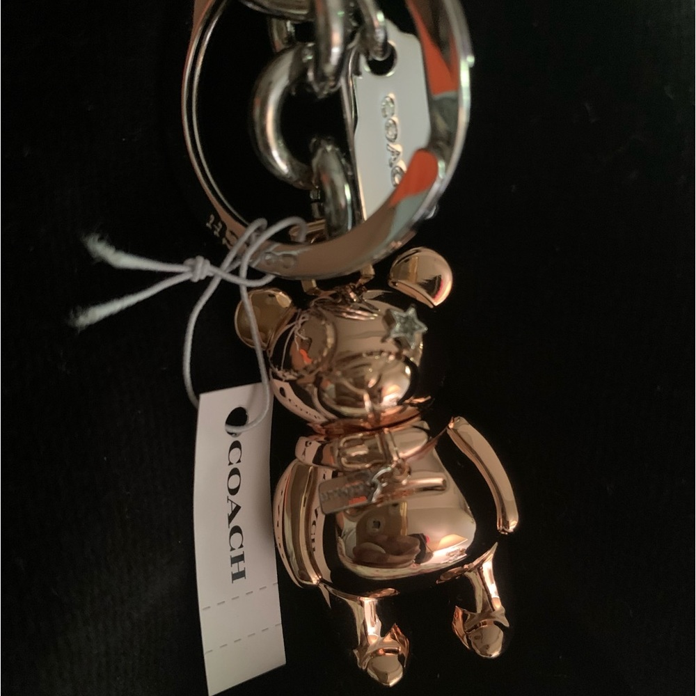 Coach X-LARGE Rose Gold bag Charm NEW🥳🥳❌
